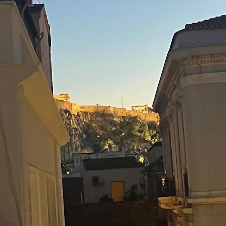 Living Near Acropolis By Sylvia Staikou 2nd & 3d Floor Atenas