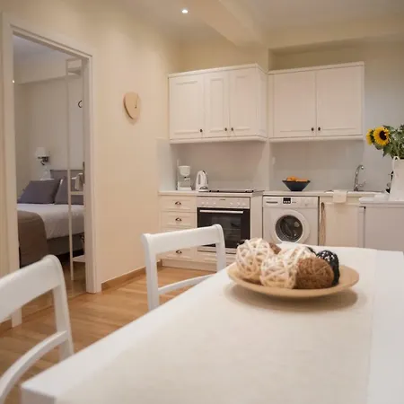 Living Near Acropolis By Sylvia Staikou 2nd & 3d Floor Apartman
